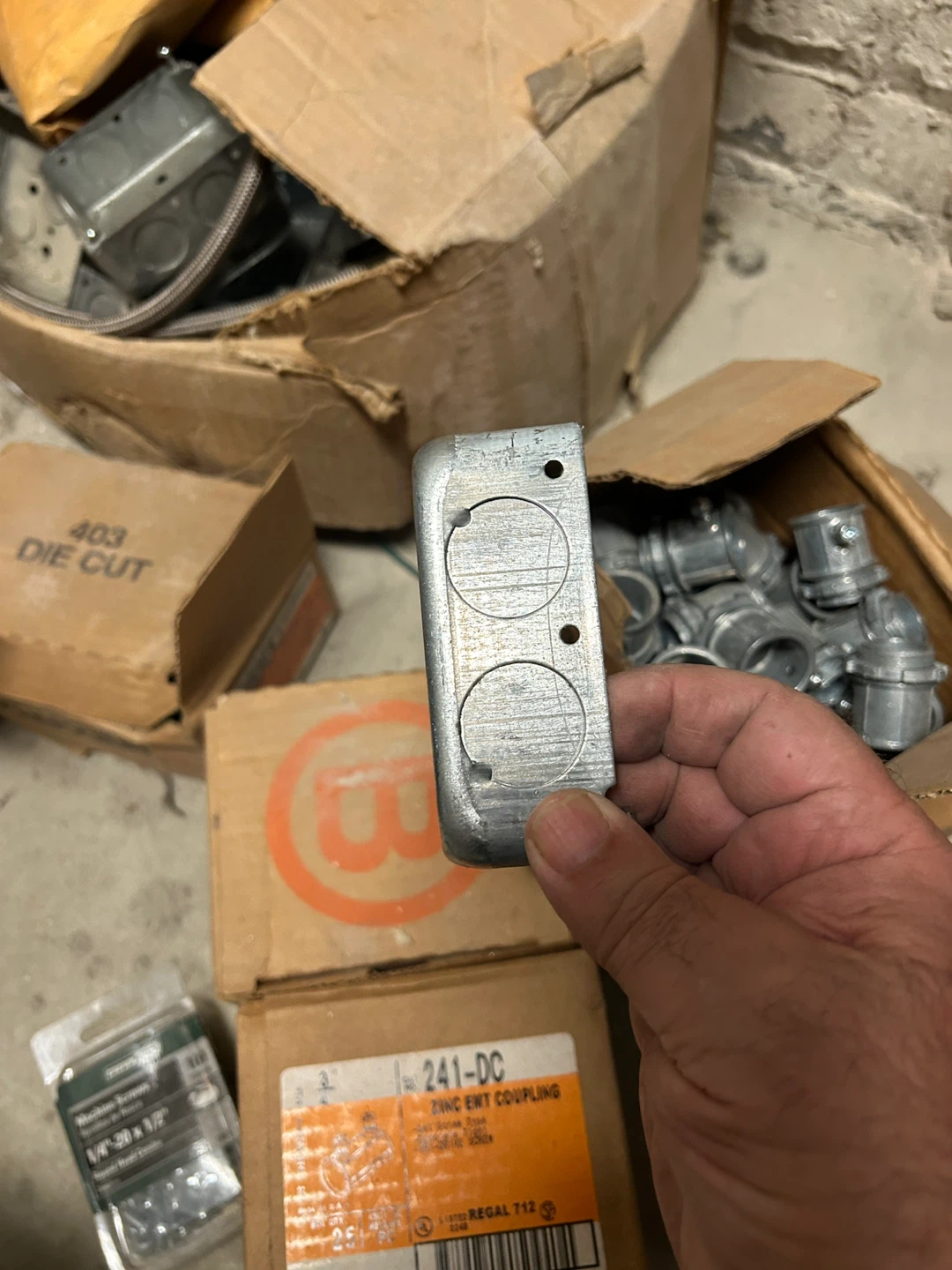35 Electrical Boxes - photo 2