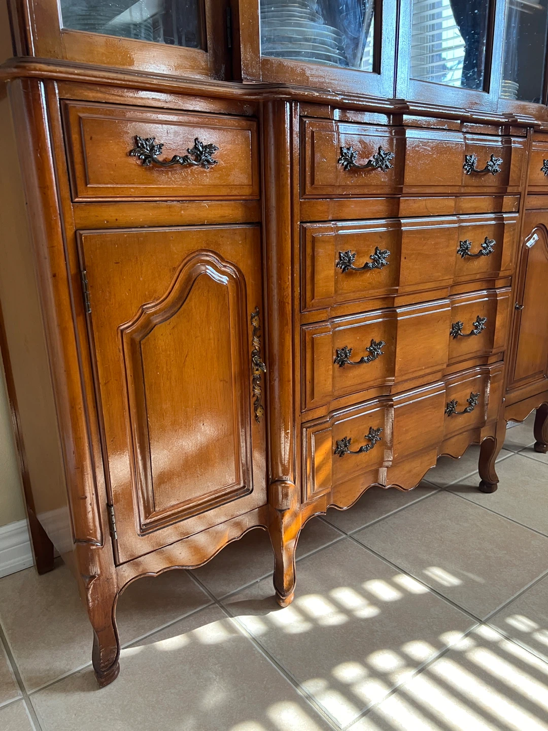 Antique Solid Wood Display Cabinet with Dining Set - photo 3