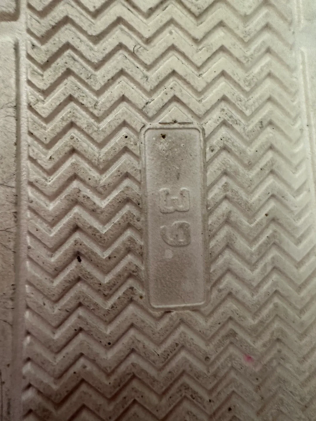 French Connection Cream Slides - Size 9🧡 image indicator(3)