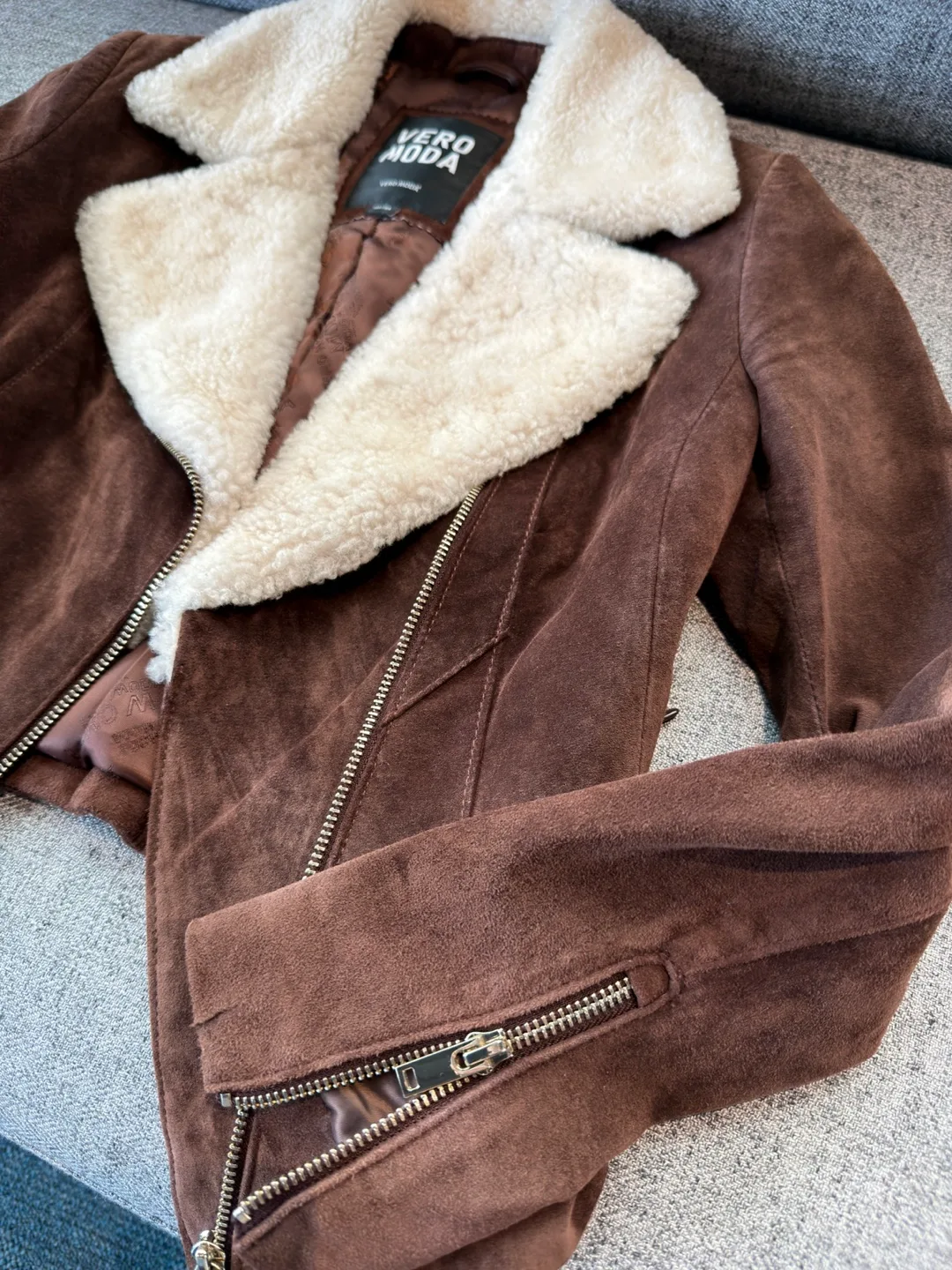 Brown Suede Jacket Size XS (155/76A) image indicator(2)