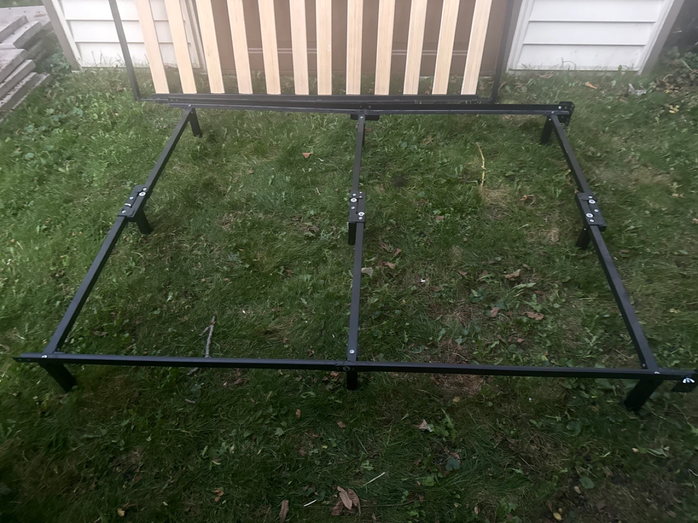 Double Bed Frame with Slats - photo 4