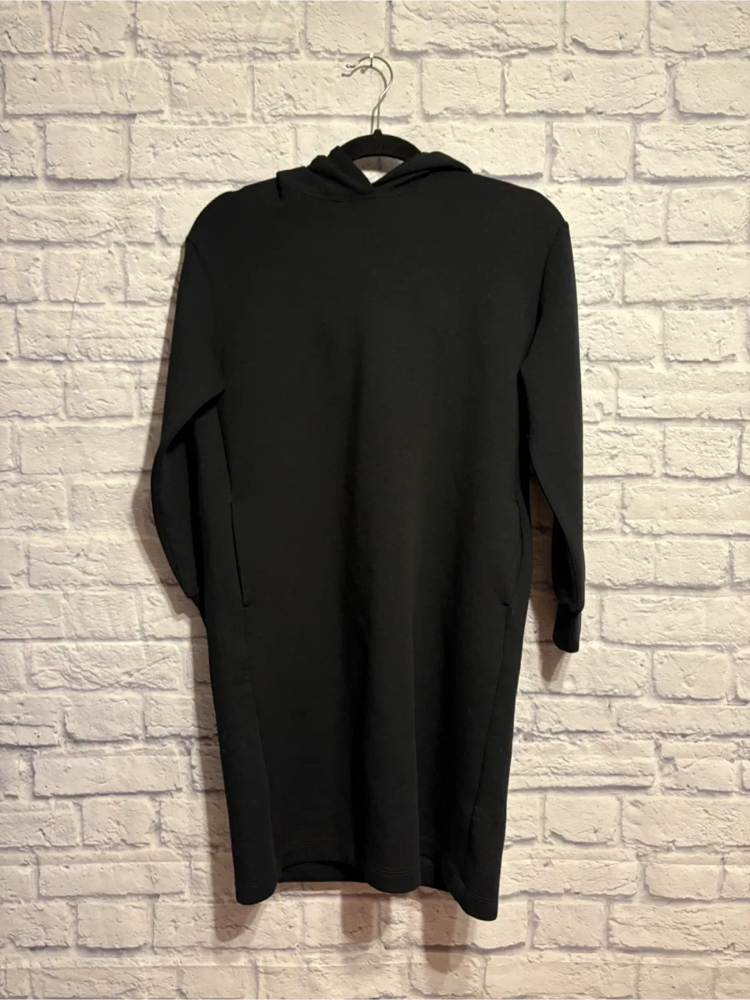 Uniqlo Kids Black Hoodie Dress Size 11-12 thumbnail