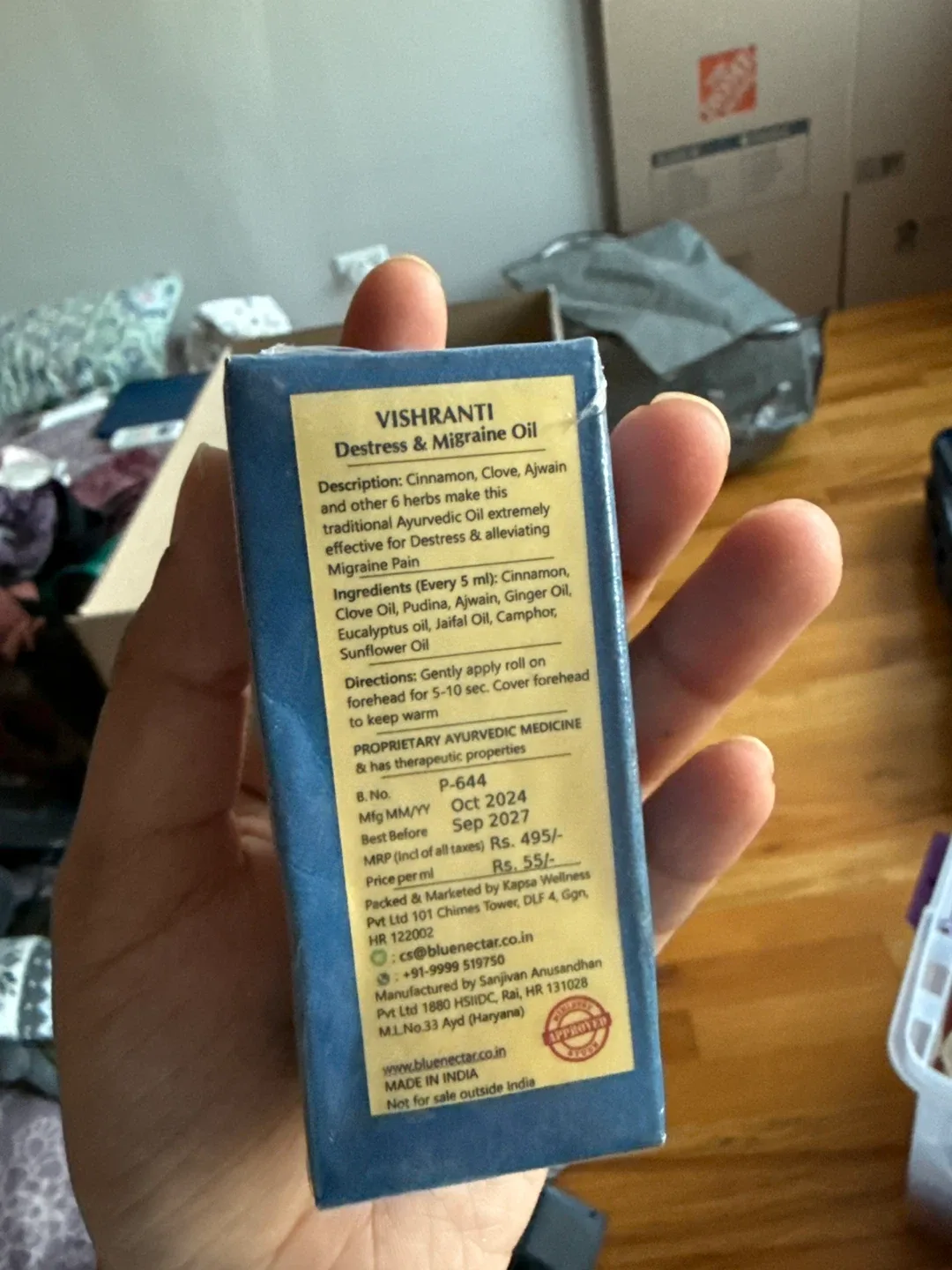 Blue Nectar Vishranti Destress & Migraine Oil image indicator(2)