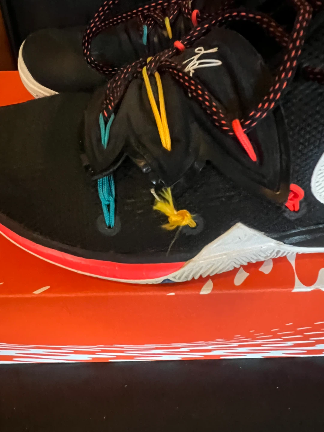 Nike Kyrie 5 'Friends' Black Youth Size 5Y - photo 2