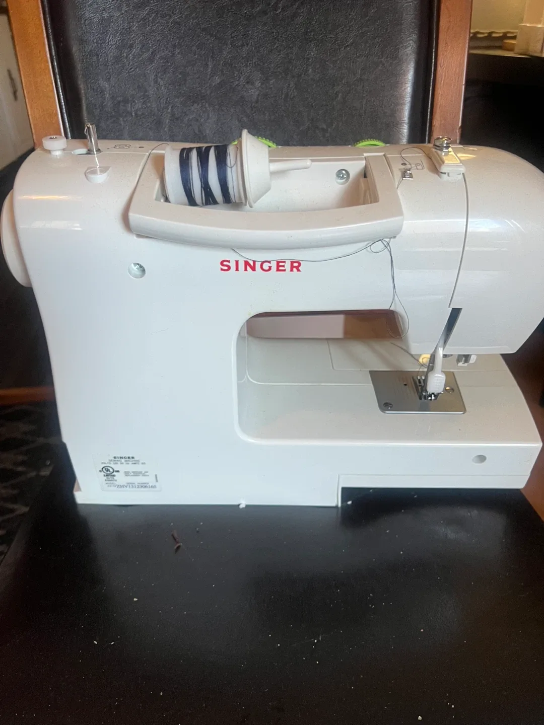 Singer Esteem II Sewing Machine image indicator(3)