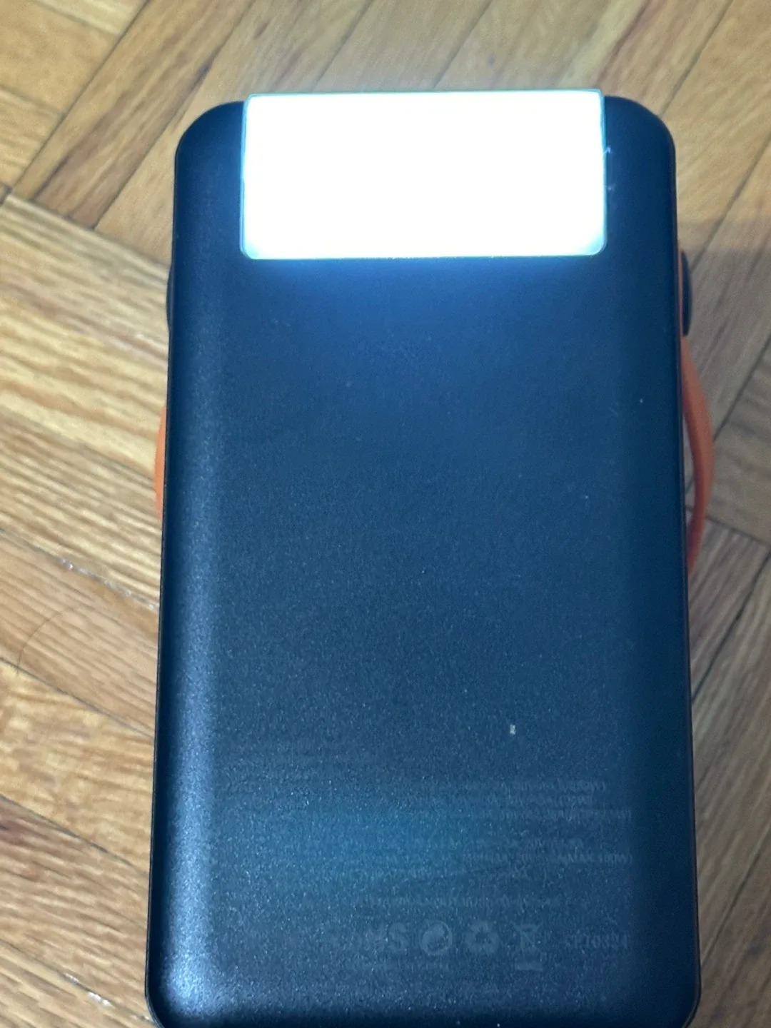Energizer 130W 72000mAh Power Bank with light image indicator(2)