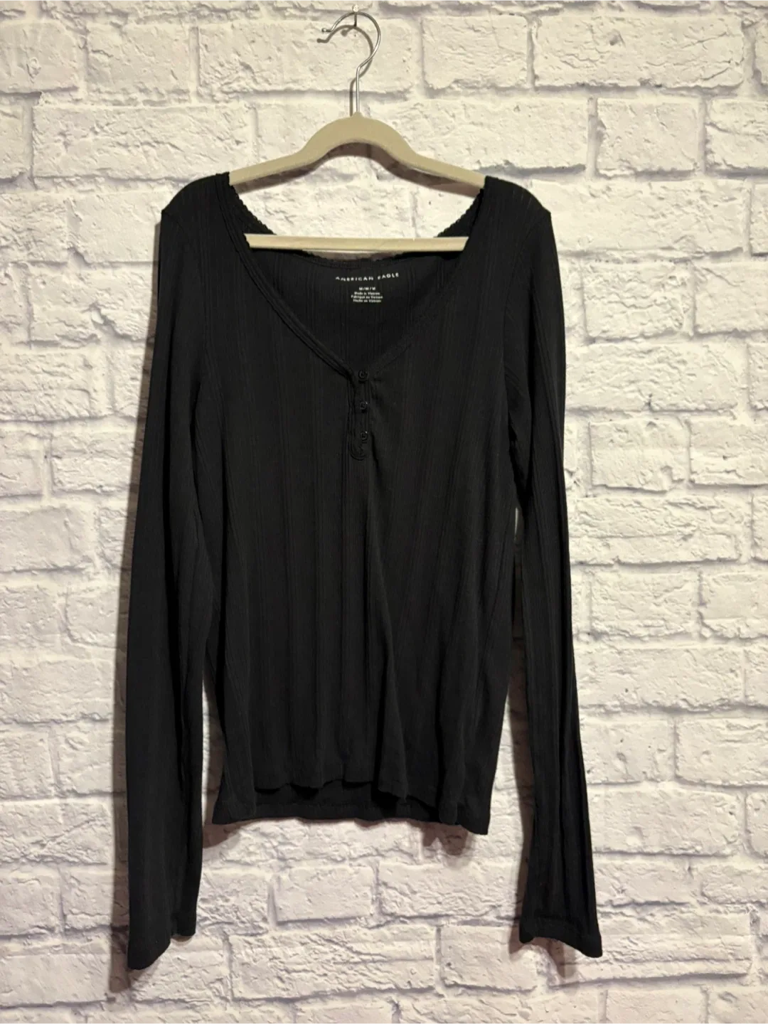 American Eagle Black Long Sleeve Top - Size M thumbnail