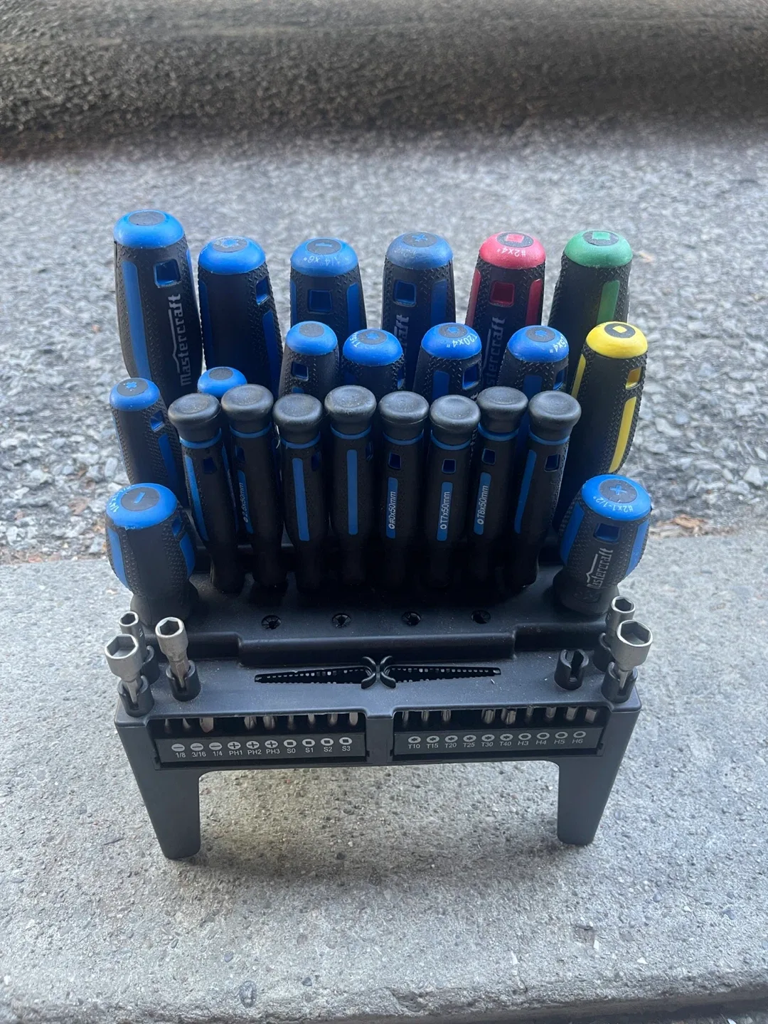Mastercraft Screwdriver Set with Stand thumbnail