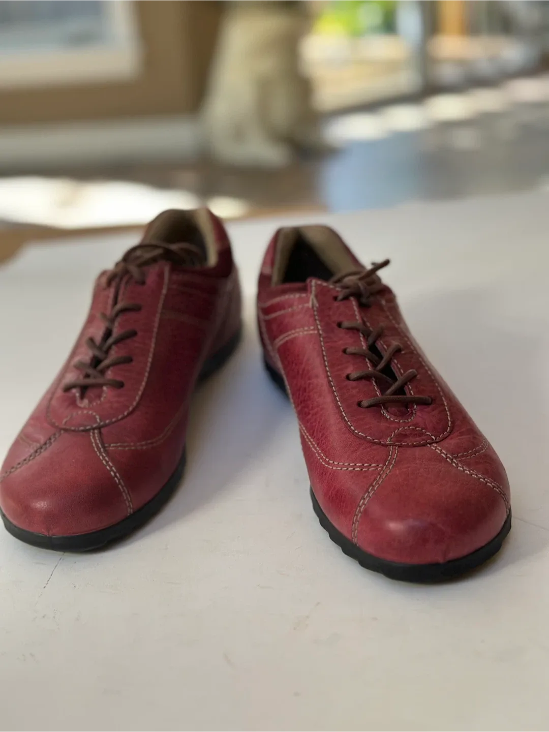 Ecco Red Leather Sneakers SIze: EUR 36/US5-5.5 image indicator(9)