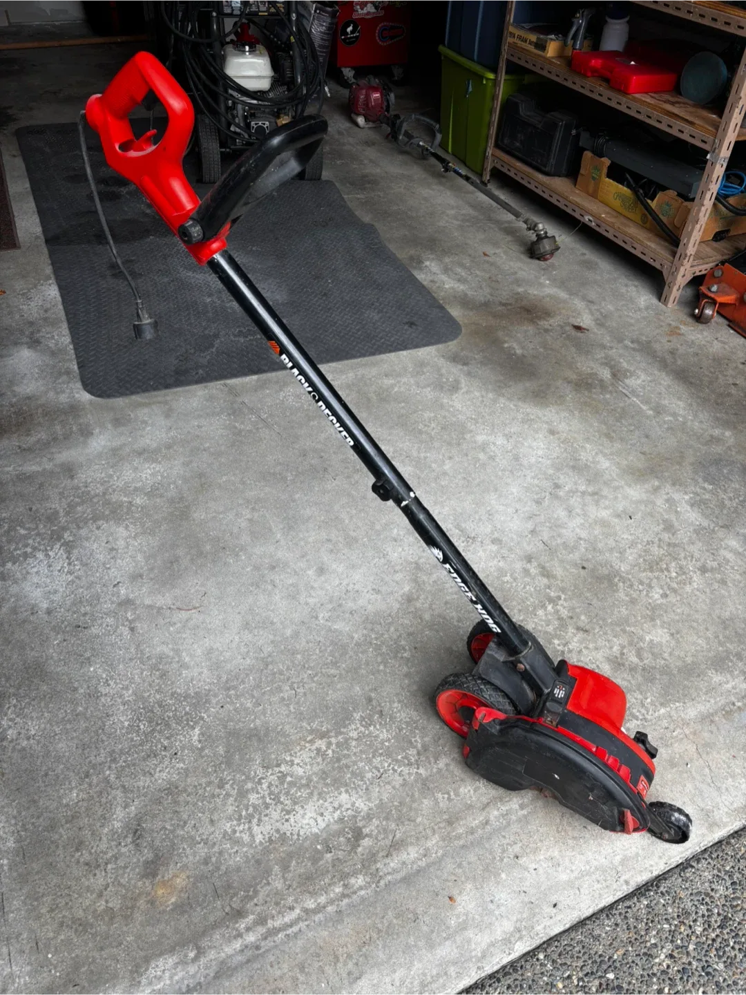 Black & Decker Edge Hog Lawn Edger image indicator(5)