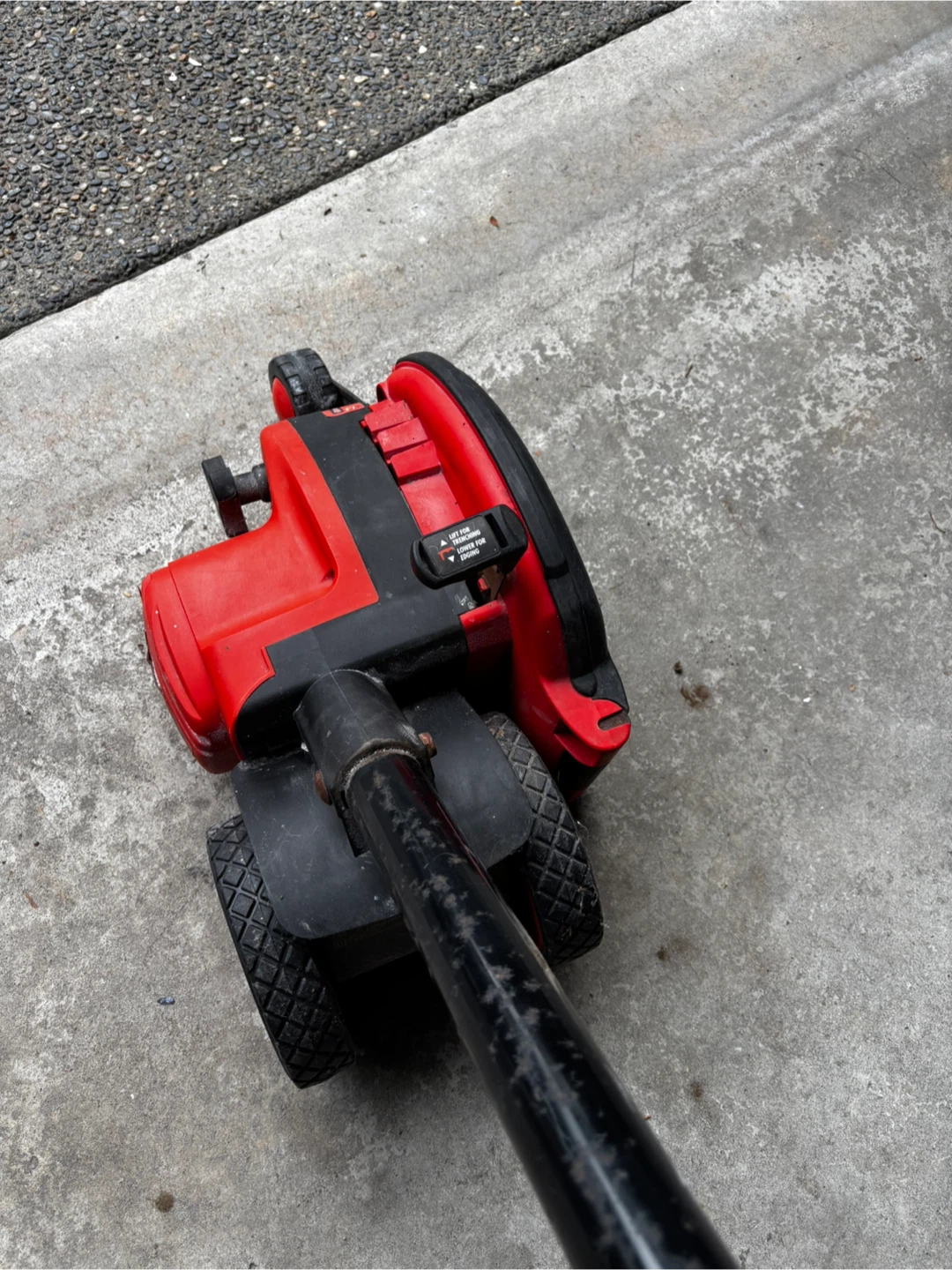 Black & Decker Edge Hog Lawn Edger