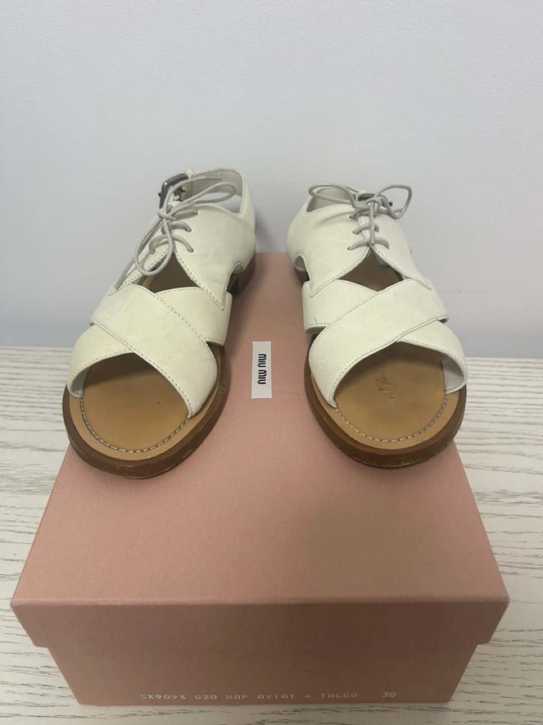 Miu Miu White Leather Sandals Size 38 - photo 2