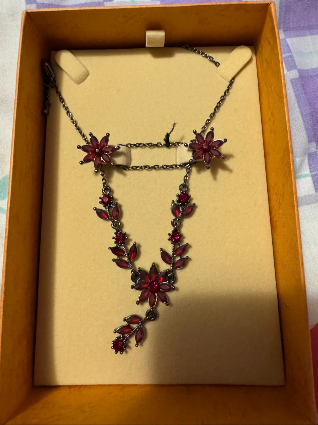 New Red Floral Necklace and Earring Set