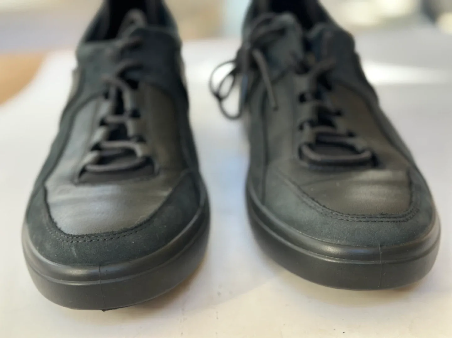 Ecco  Leather Sneakers, Extra Width size: EUR 39/US 8-8.5 thumbnail