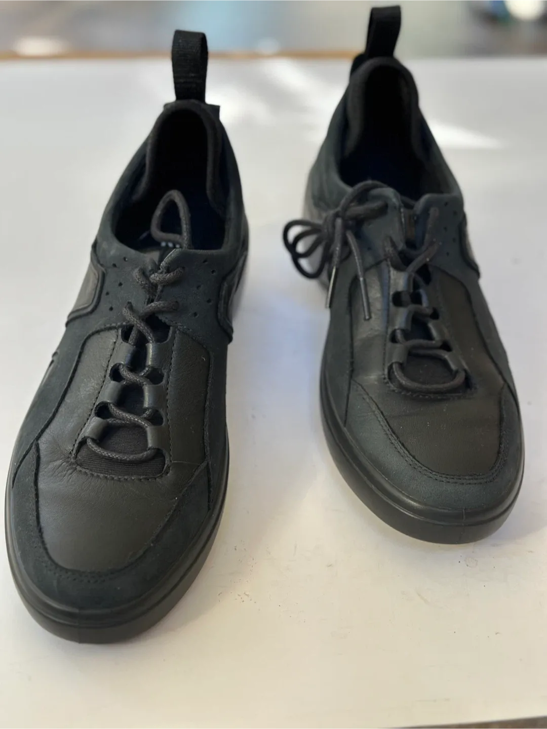 Ecco  Leather Sneakers, Extra Width size: EUR 39/US 8-8.5 image indicator(6)