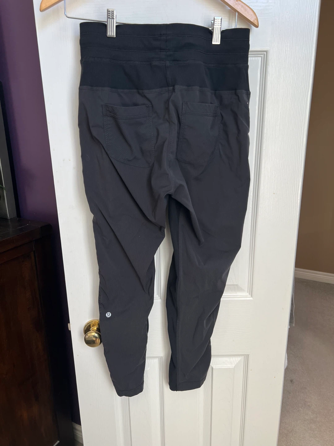 Lululemon Black dance studio Pants - Size 8 - photo 3