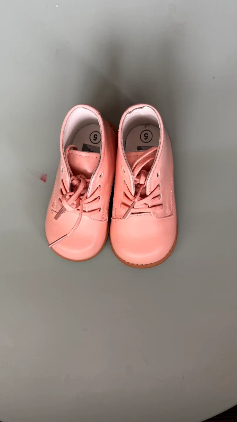 Josmo Classic Pink Leather Baby Hightops- Size 5 image indicator(3)