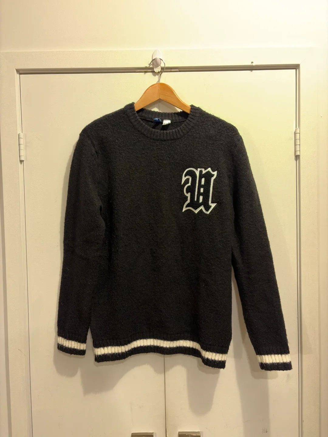 H&M Varsity Winter Sweater thumbnail