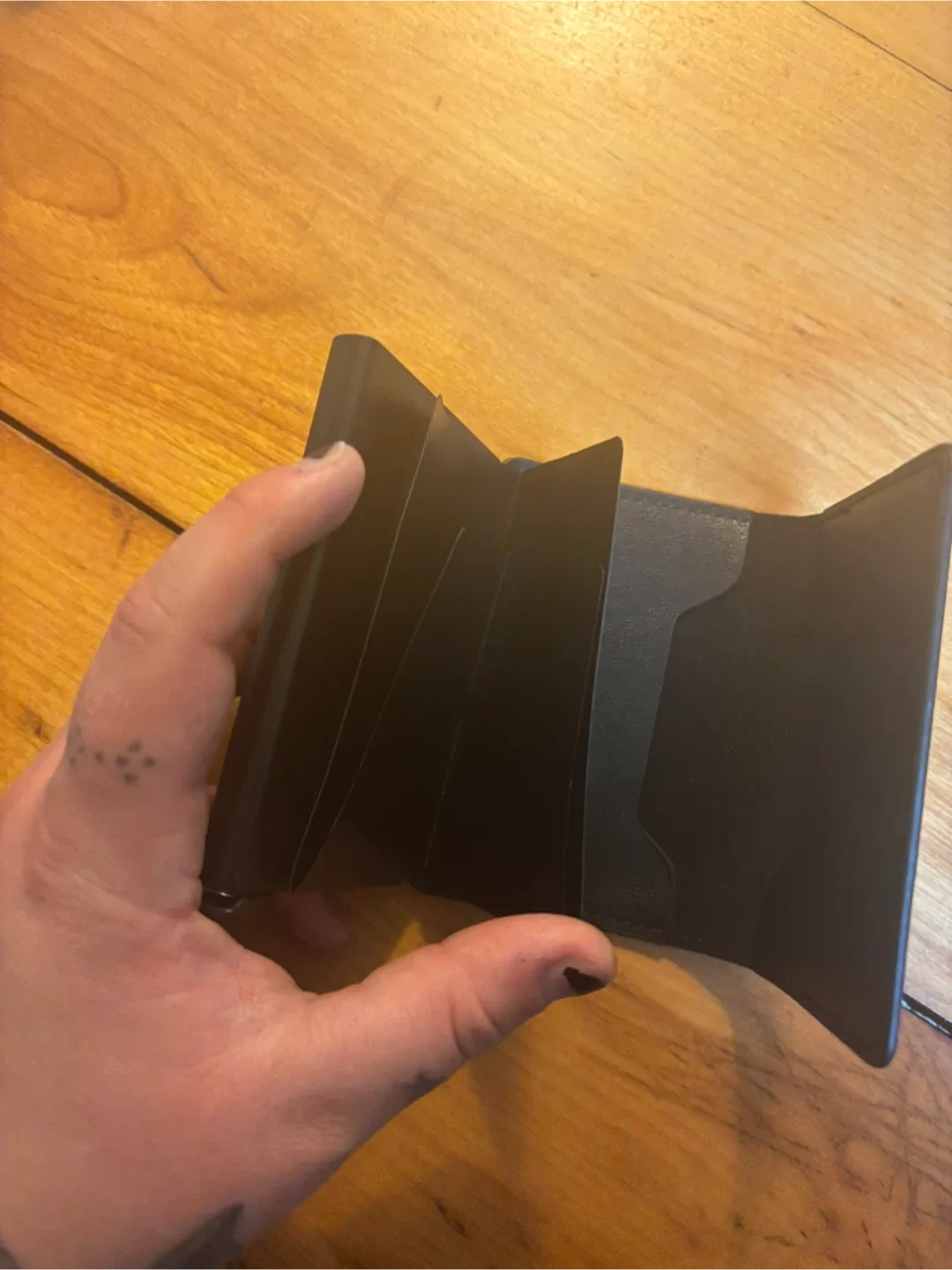 Leather Card Holder Wallet - Black image indicator(4)