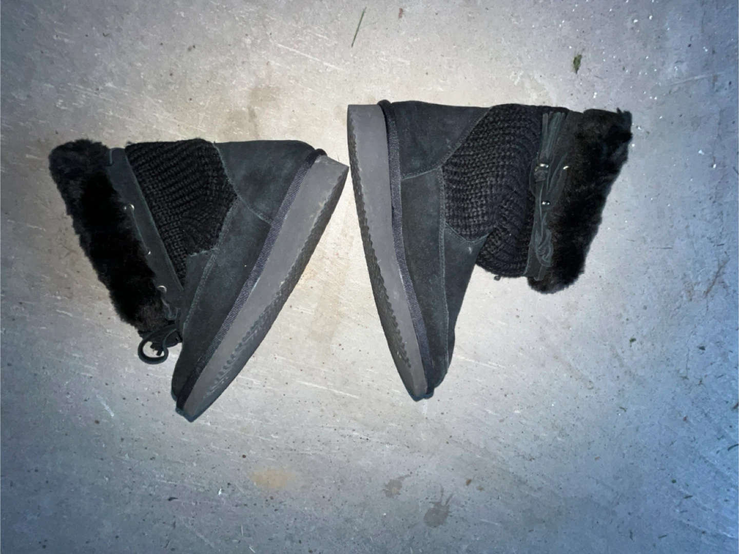 Black Knit Cuff Boots size 7 - photo 2