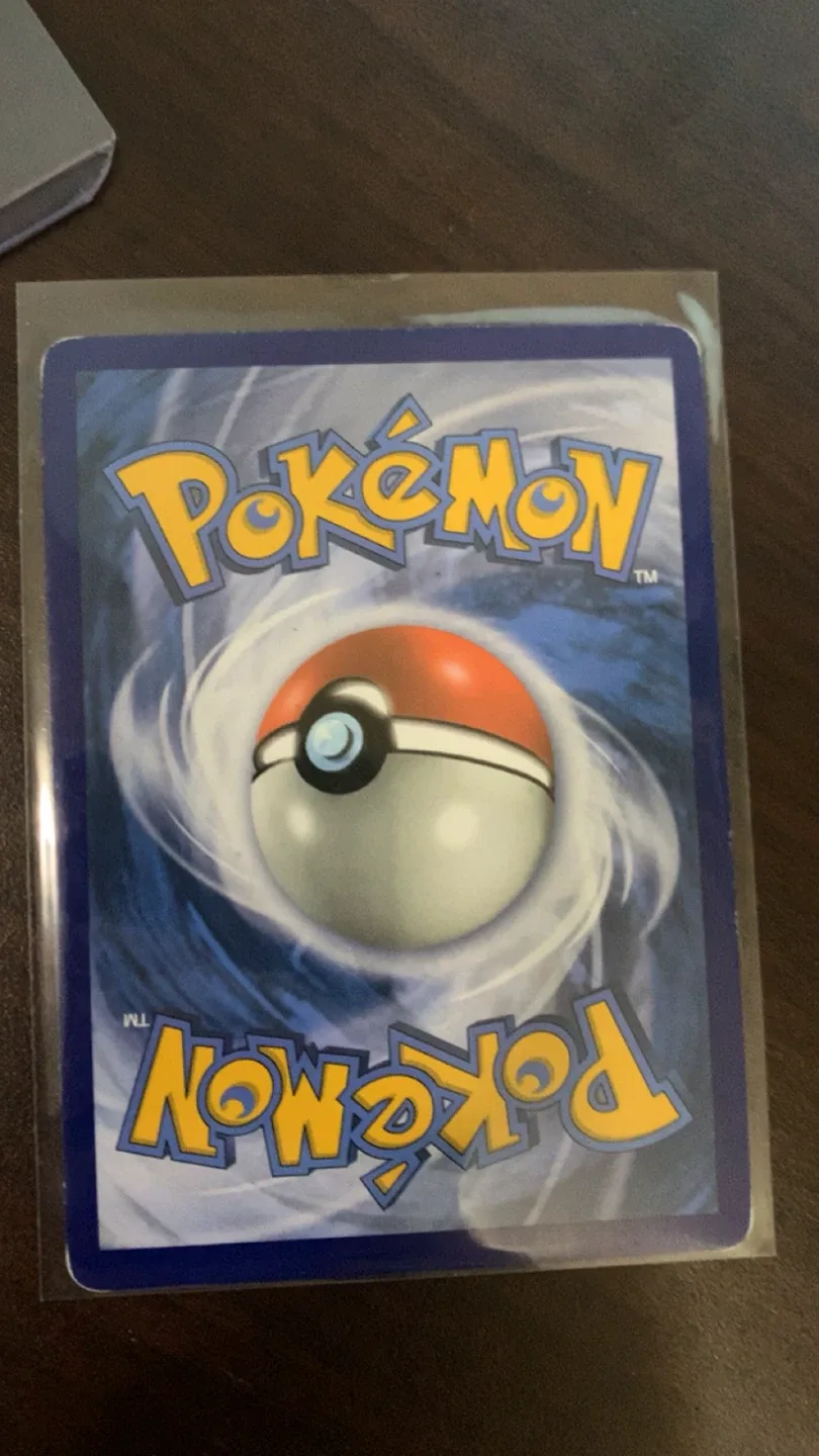 Mewtwo & Mew GX image indicator(2)