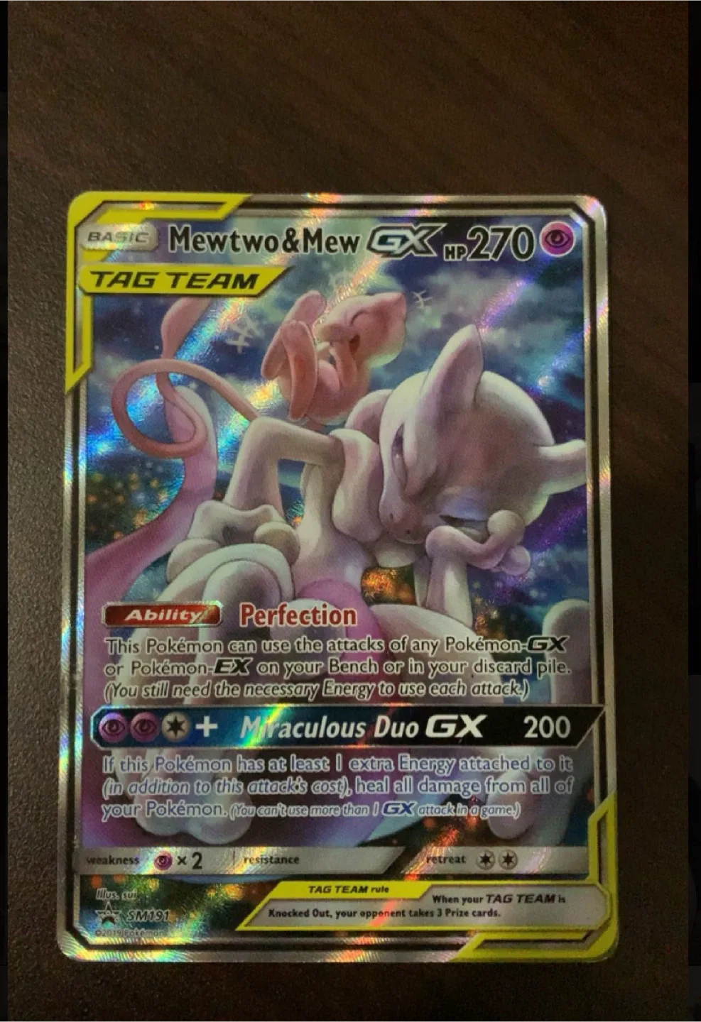 Mewtwo & Mew GX image indicator(3)