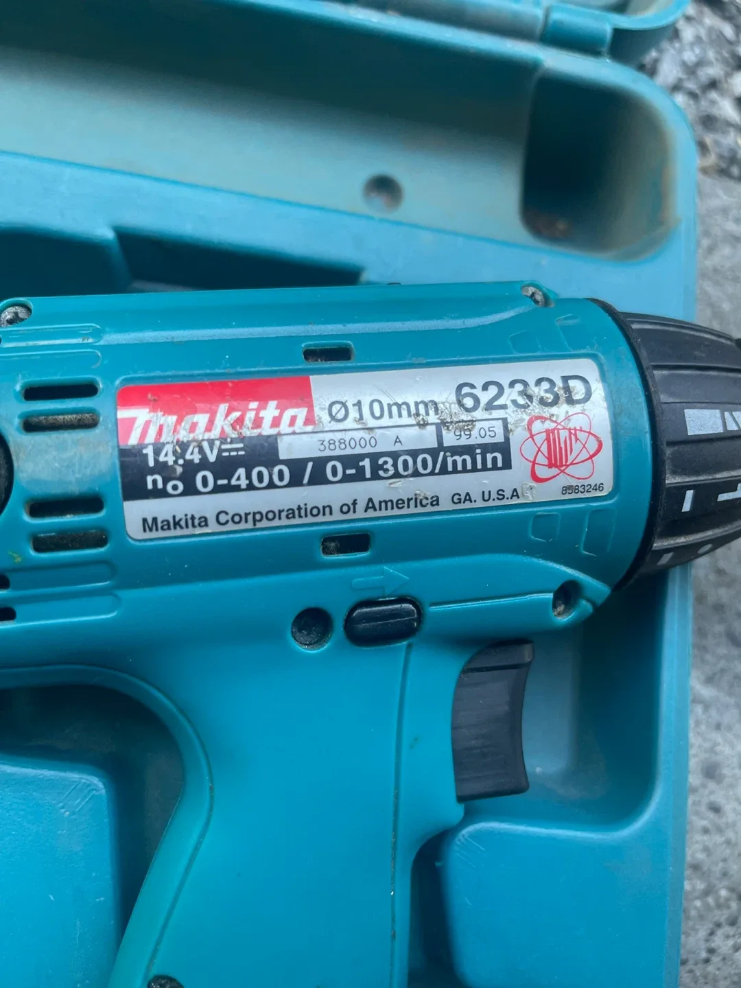 Makita 6233D Cordless Drill with Case image indicator(2)