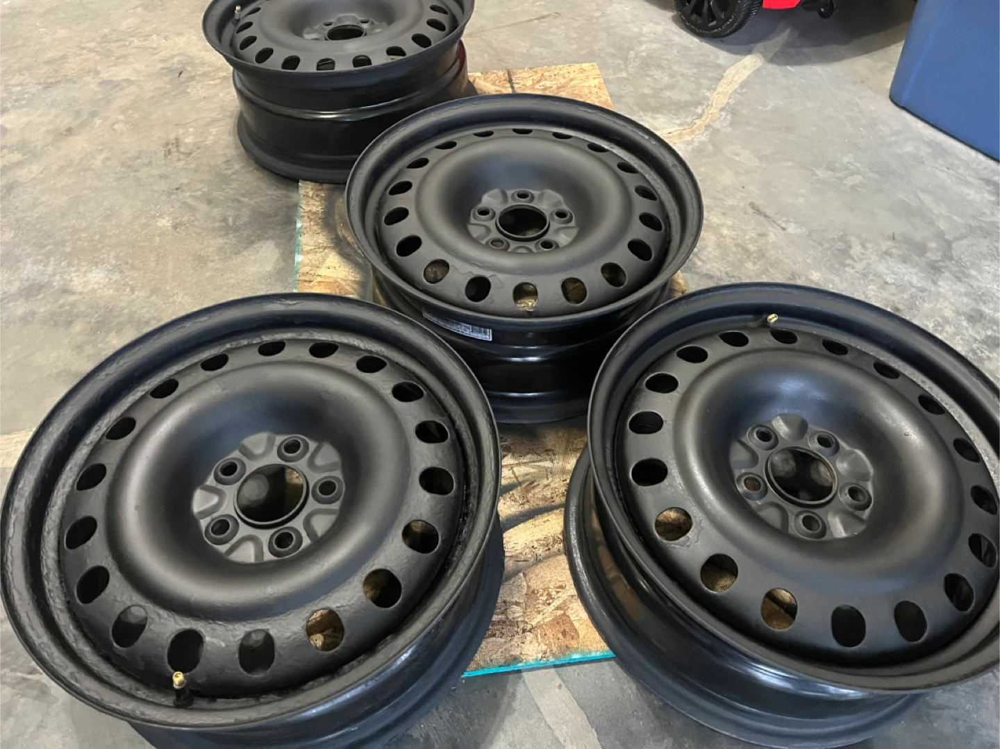17” steel rims – off my Hyundai Tucson - photo 2