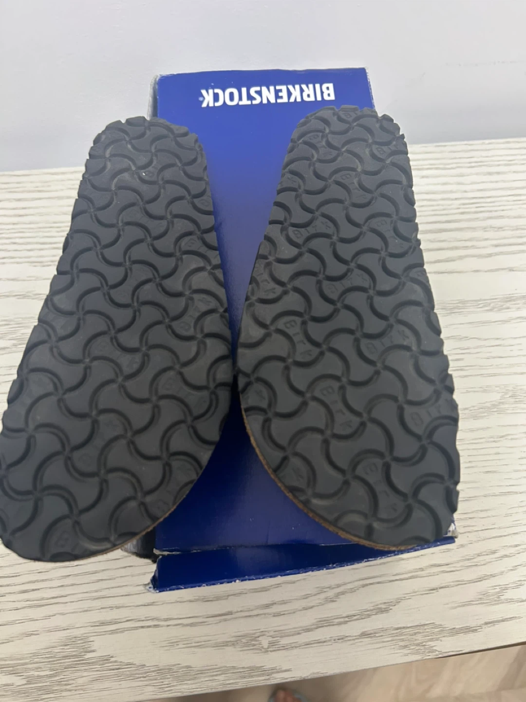 Birkenstock Arizona Black Sandals - Size 37 - photo 3