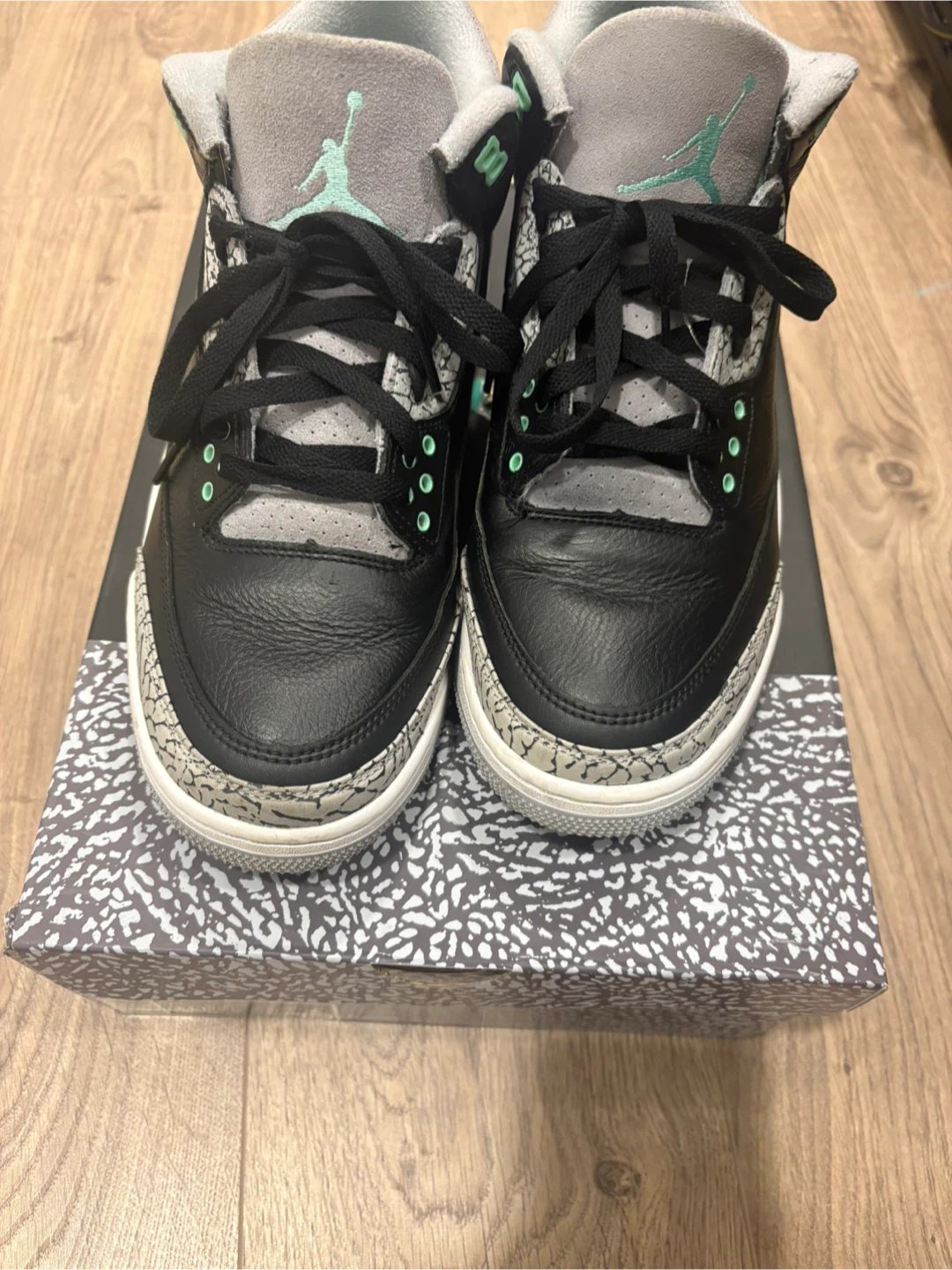 Air Jordan 3 Green Glow US 10.5 - photo 2