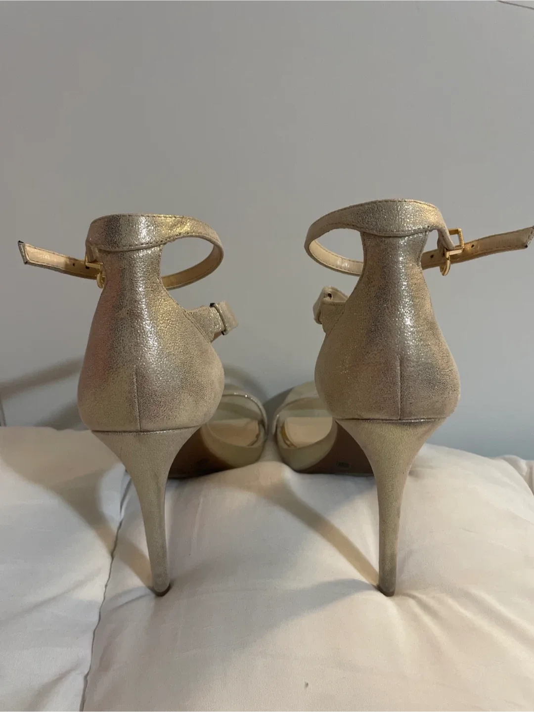 Jessica Simpson Rayli2 Gold Heels - Size 9.5 image indicator(4)