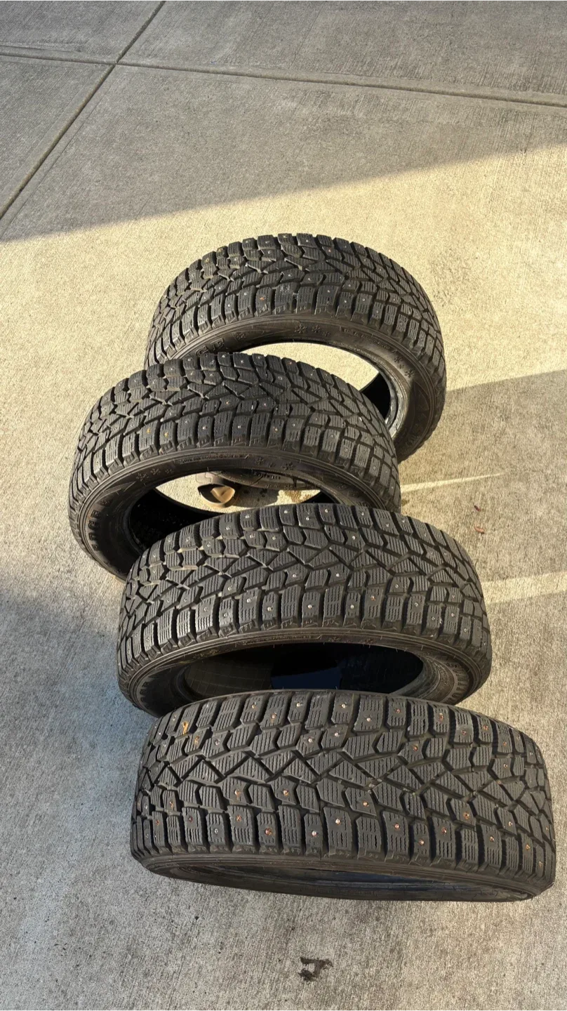 Sumitomo Ice Edge Studded Winter Tires image indicator(2)