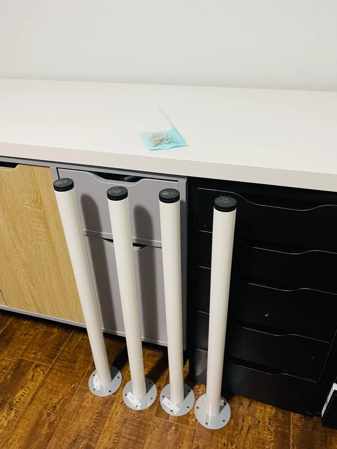 IKEA long table & black drawer image indicator(3)