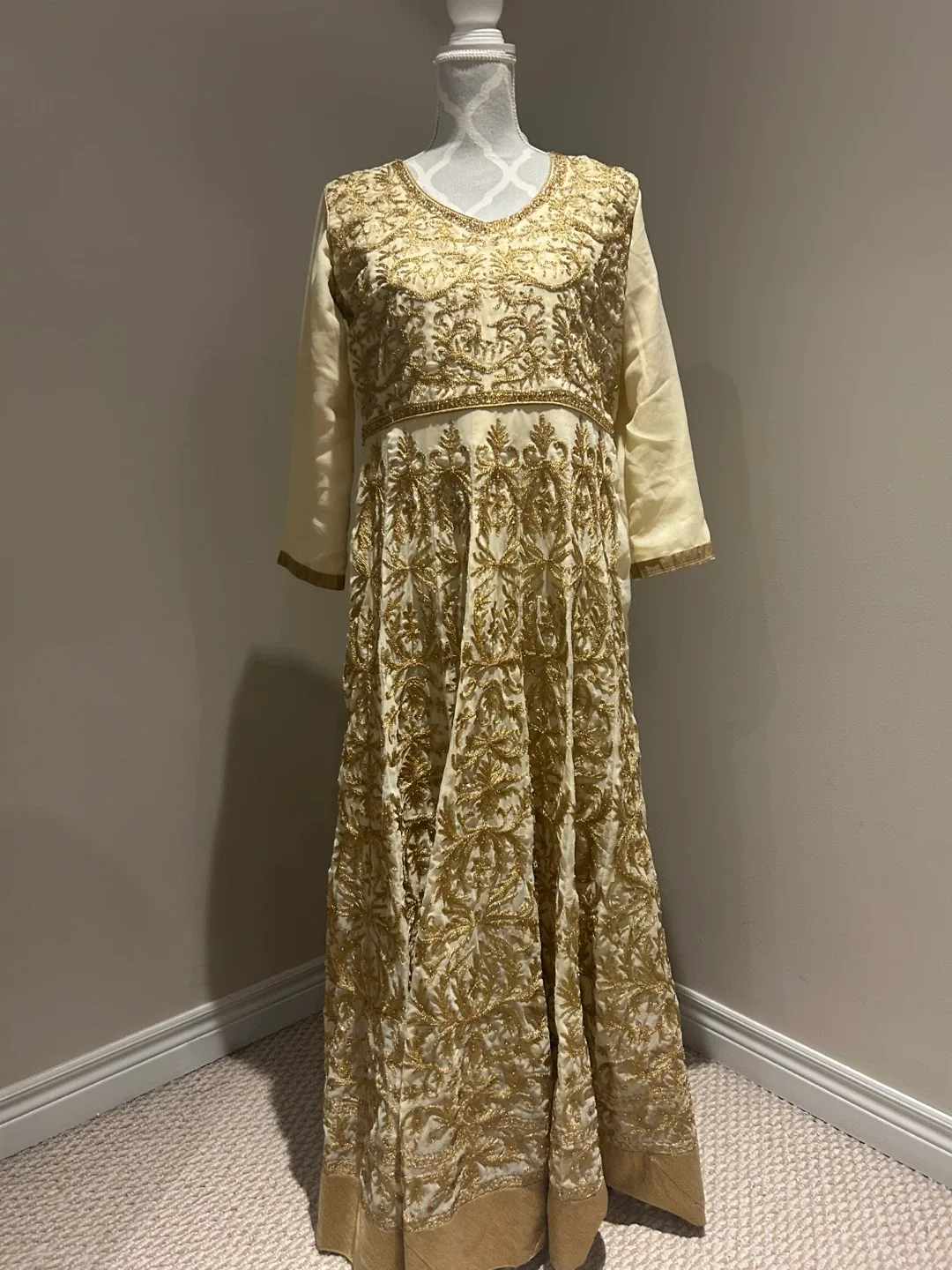 Cream & Gold Embroidered Salwar Kameez thumbnail