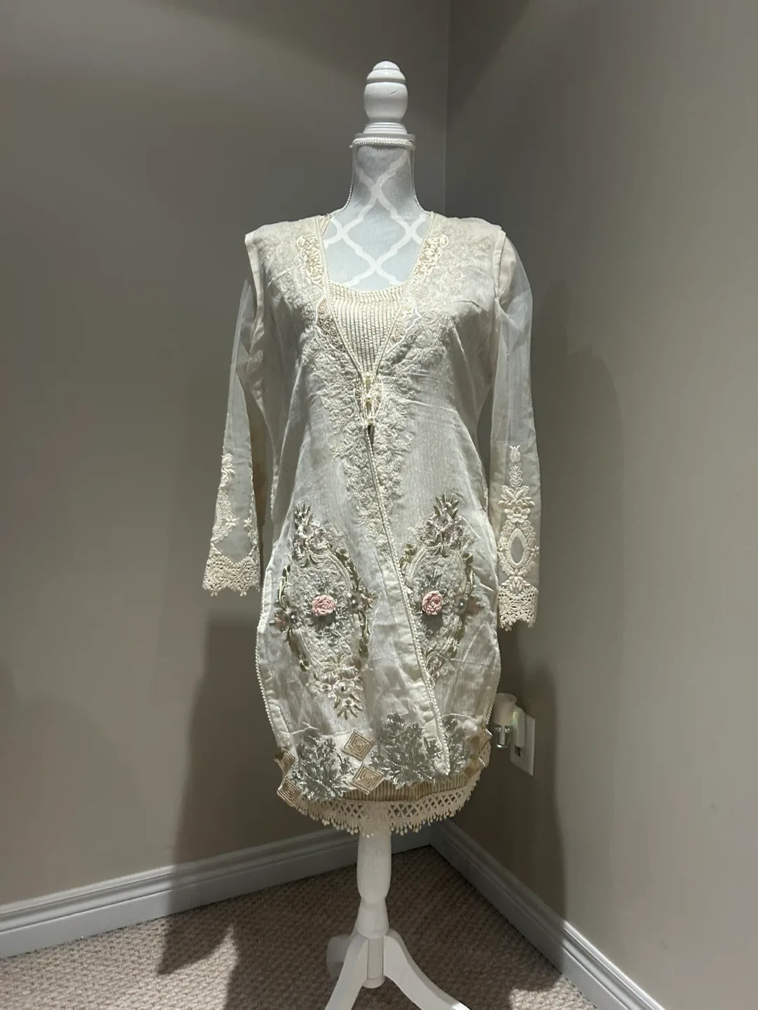 Cream Embroidered Pakistani Suit thumbnail