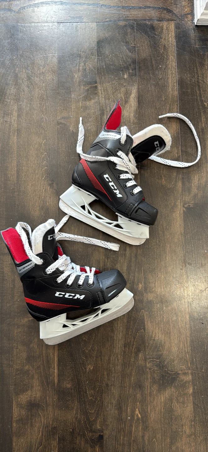 CCM Jetspeed Hockey Skates