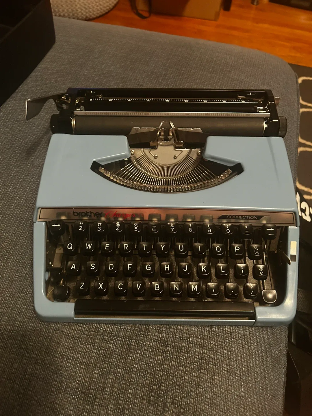 Vintage Brother Typewriter image indicator(2)