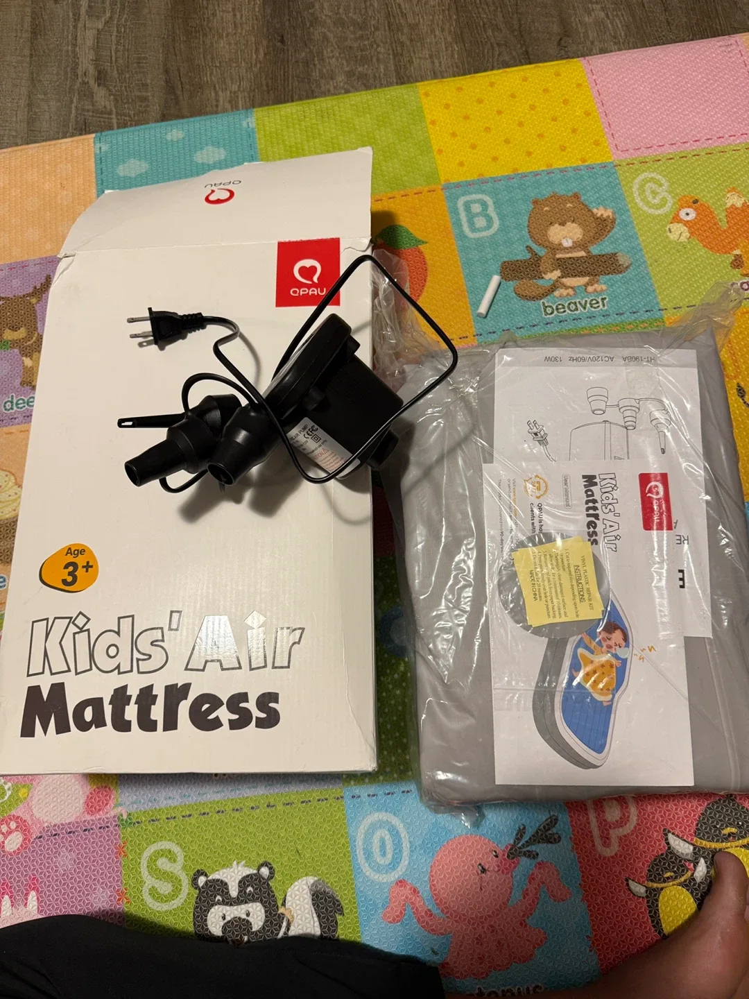 Toddler Air Mattress with Sides & Pump image indicator(8)