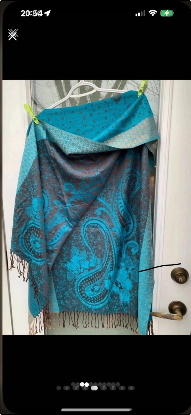 New !! 100%Viscose scarf.  $9