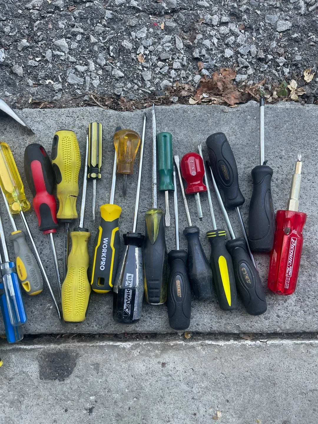 Mixed Lot of Used Hand Tools image indicator(2)