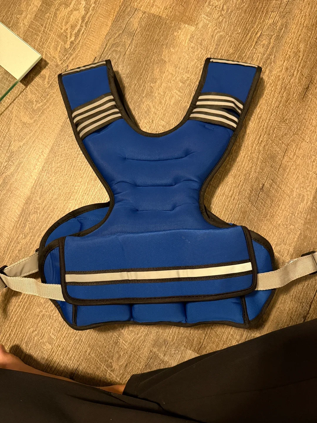 Zelus X-Shaped Weighted Vest 11lb-20lb adjustable image indicator(9)