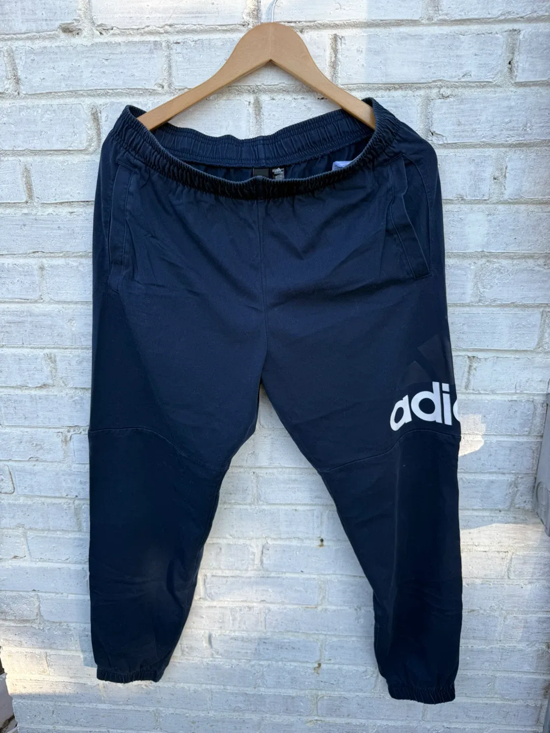 Adidas Men's L Sweatpants image indicator(2)