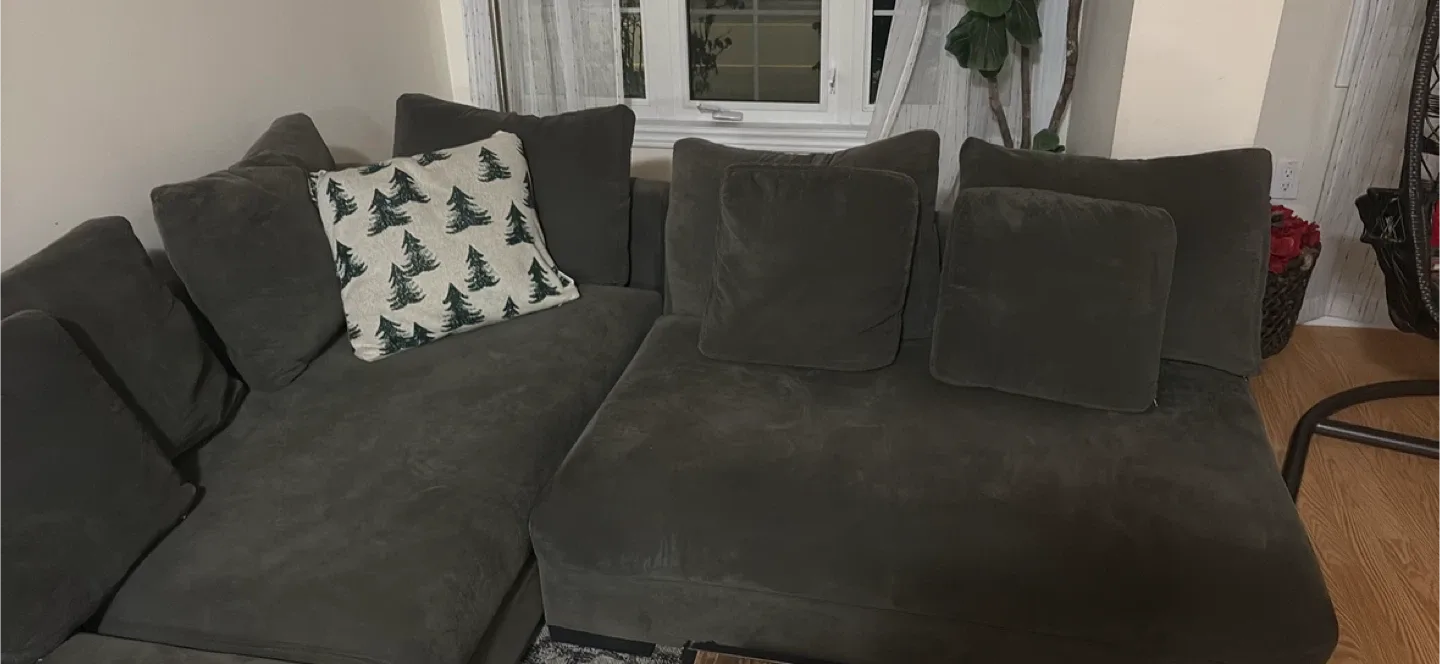 Large Grey Sectional Sofa image indicator(2)