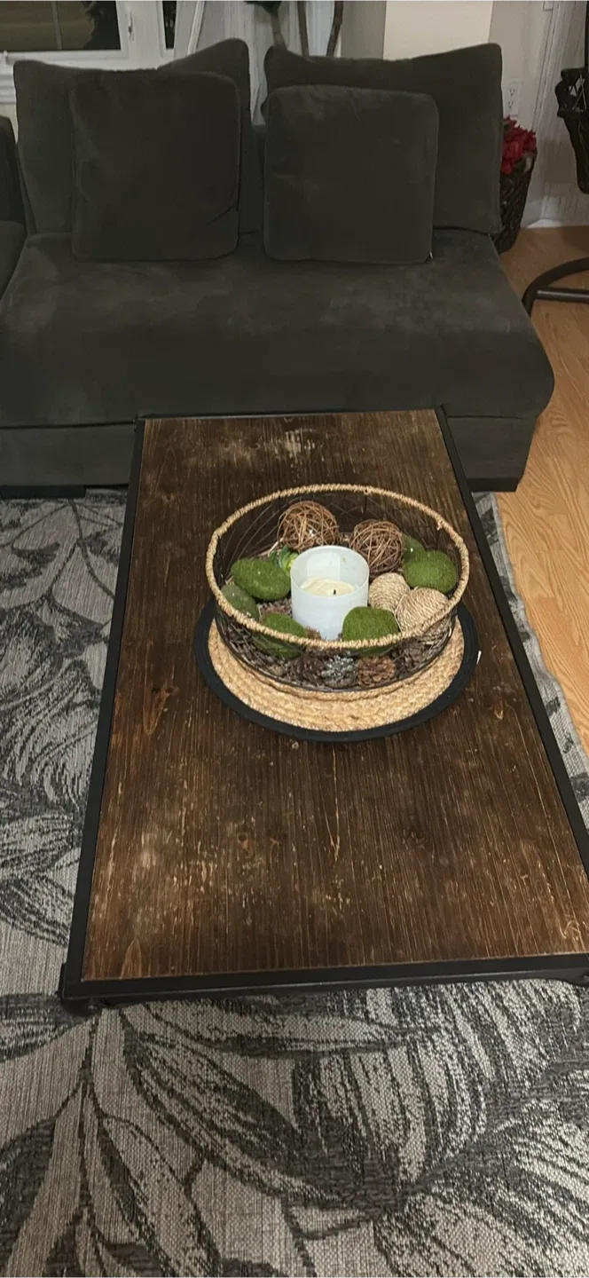 Wood and Metal Coffee Table image indicator(2)