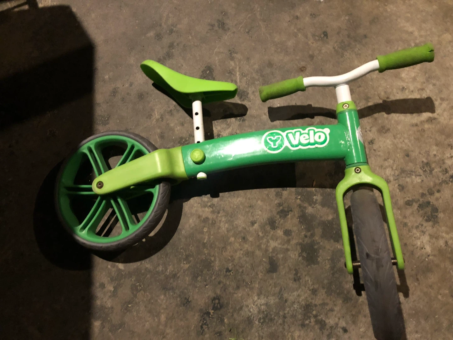 Y Velo Balance Bike - Green - photo 2