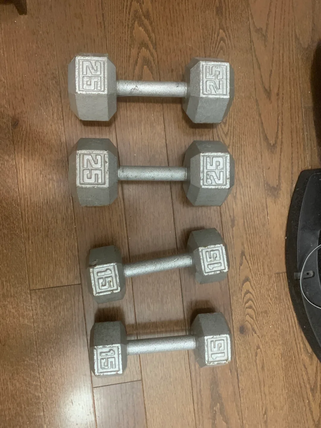 Pair of 25lb & 15lb Dumbbells image indicator(2)