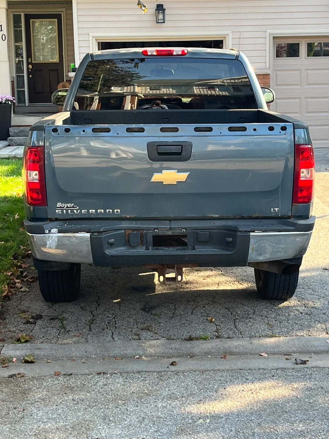 2010 Chevy Silverado 4 wheel drive image indicator(2)
