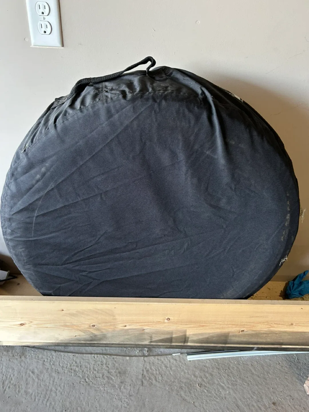 Winter tire with sensor