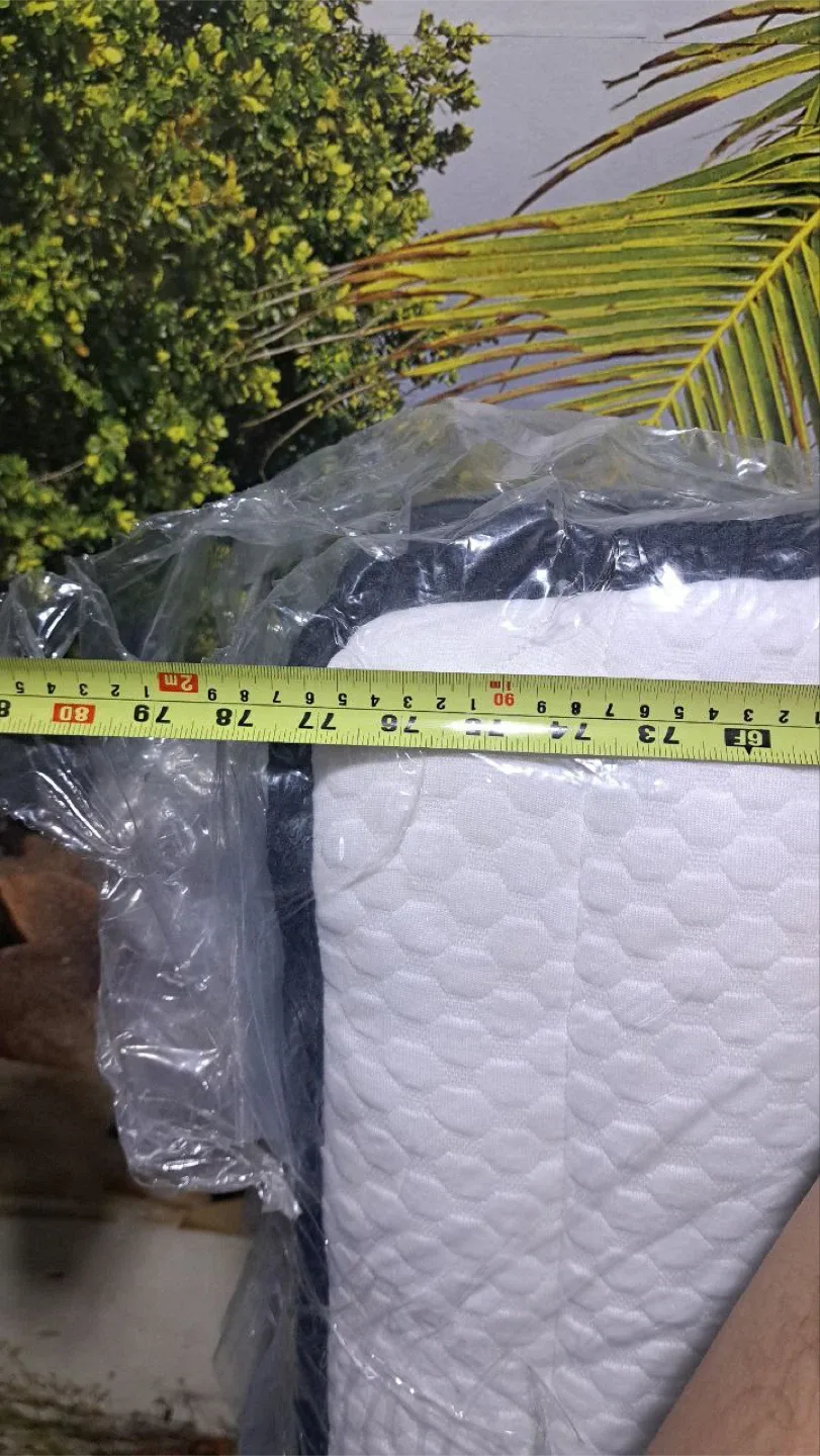 Mattress  Brand New  Size: Queen image indicator(4)