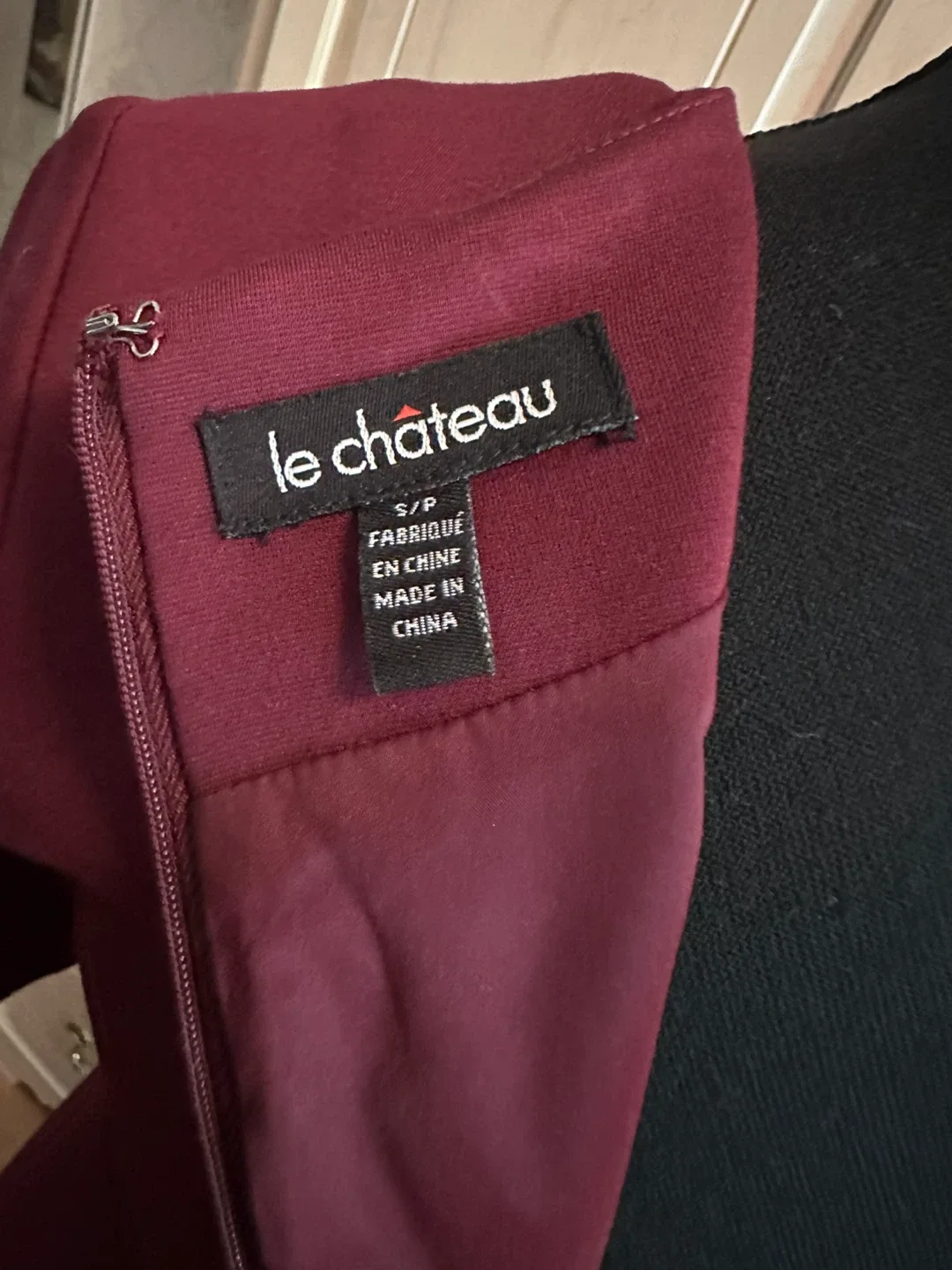 Le Chateau Burgundy Dress image indicator(3)